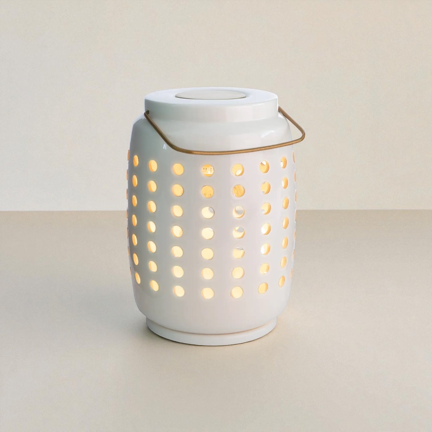 Duftlampe CHELSEA – Hvid, Elektrisk - Eliora ApS